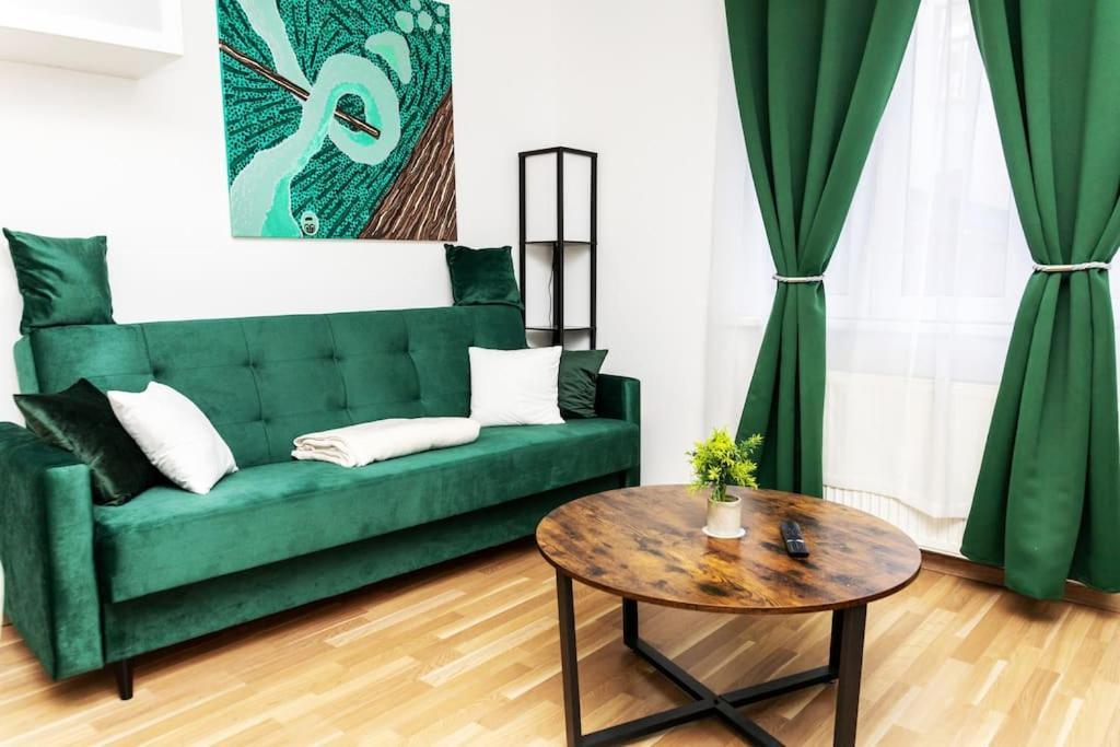 City Apartment Top Location, Quiet And Cozy Ideal To Relax Or Work Viena Exterior foto